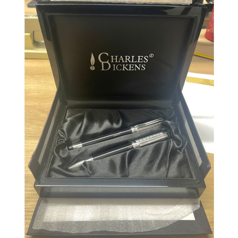 CHARLES DICKENS - parure stylo bille et roller